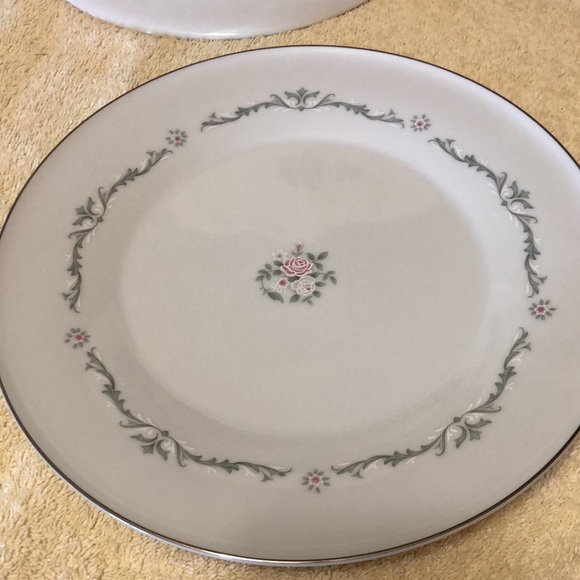 Two Petite Bouquet Select Fine China 10 3/8” Dinner Plates by Signature - Picture 4 of 6